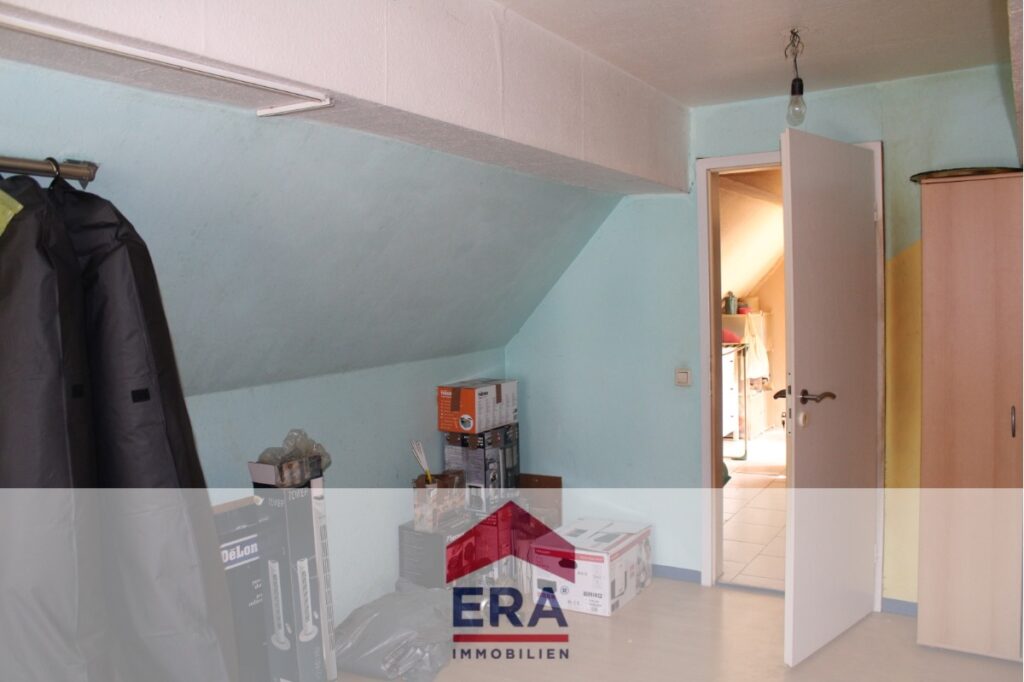 Kinder-/ Arbeitszimmer