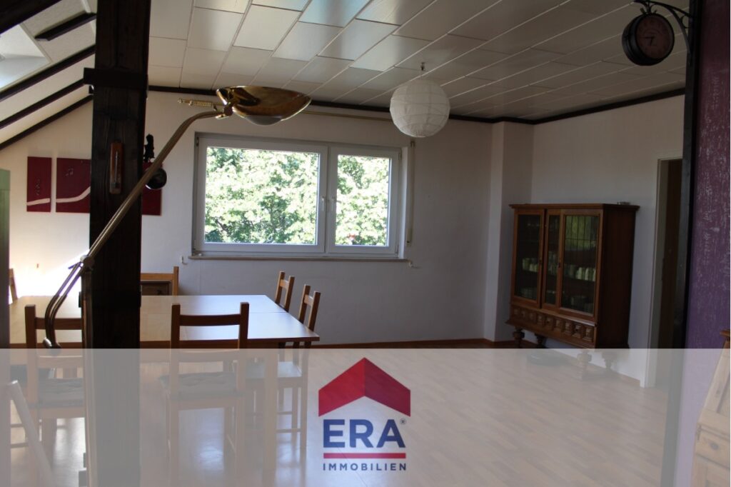 Wohn- und Essbereich DG