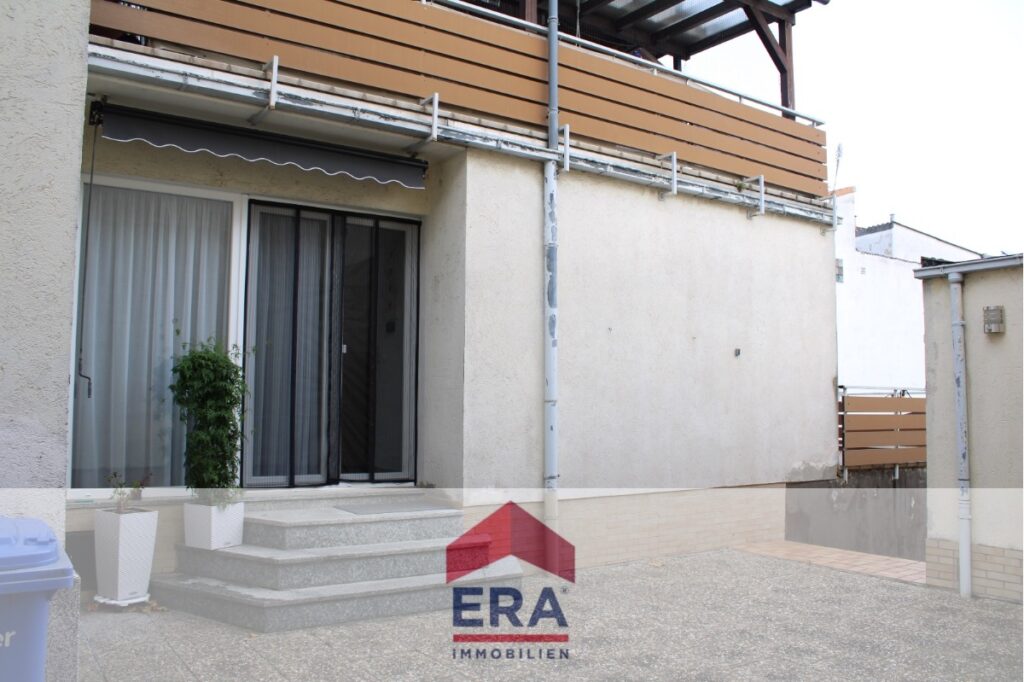 Garten- und Hofzugang von der Wohnung im EG