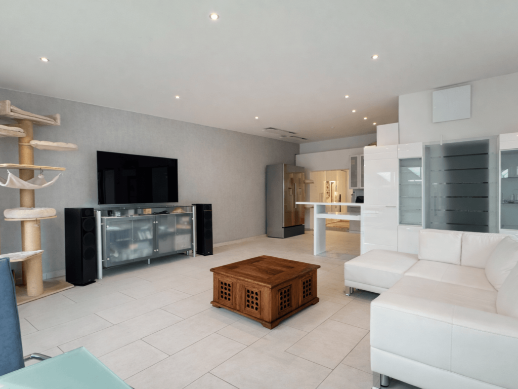 EG Wohnzimmer Blick Küche