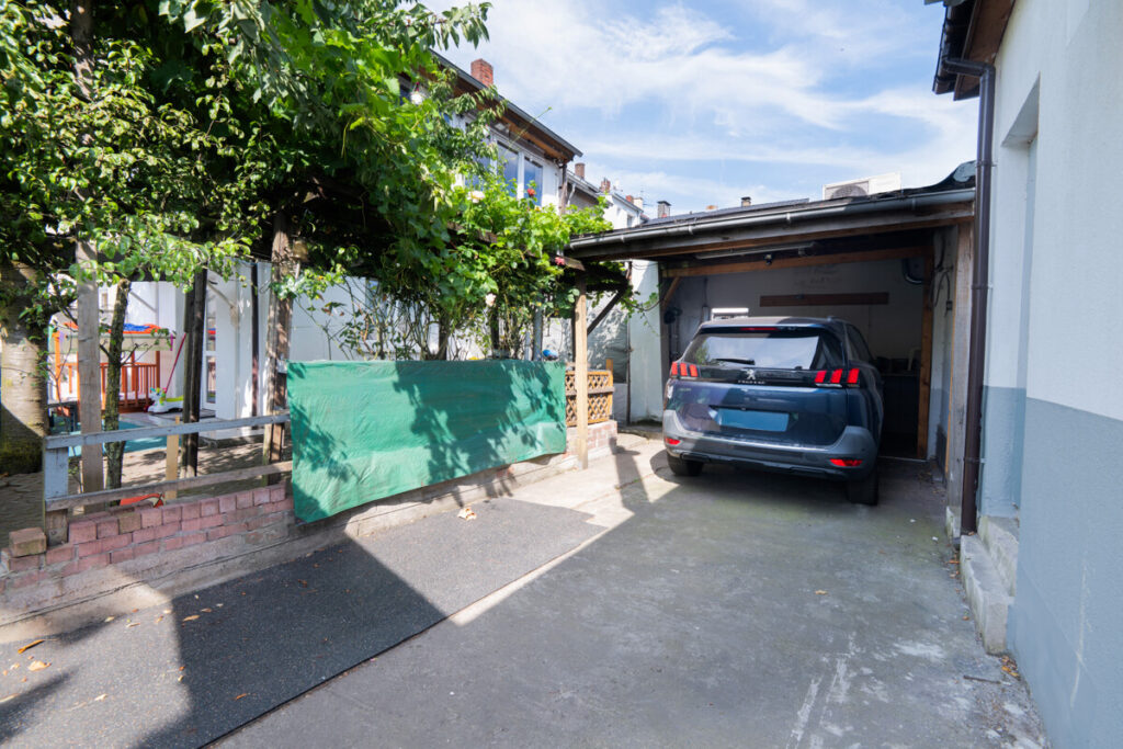 Carport