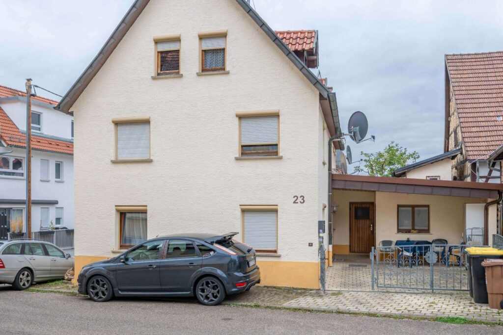 Haus Straßenansicht