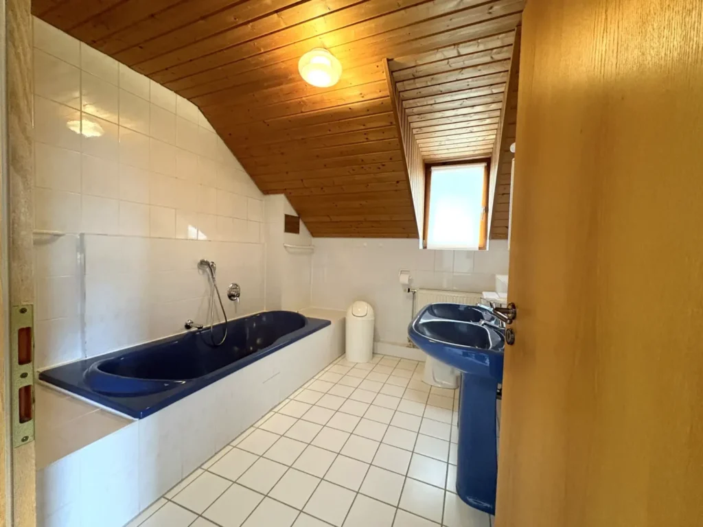 Badezimmer im OG
